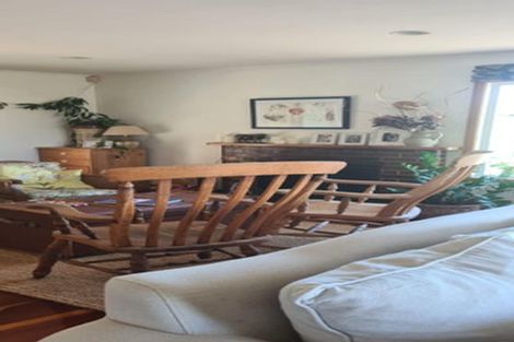 Photo of property in 14 Peter Terrace, Castor Bay, Auckland, 0620