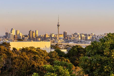 Photo of property in Mokoia Ridge, 1g/68 Mokoia Road, Birkenhead, Auckland, 0626