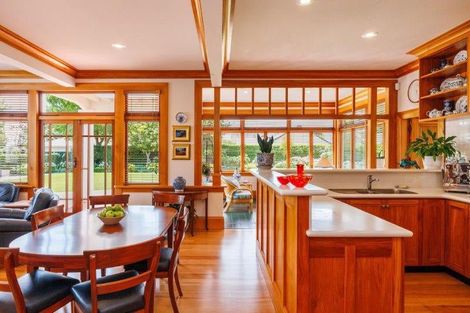 Photo of property in 4 Sierra Court, Roslyn, Palmerston North, 4414