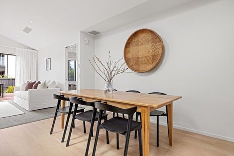 Photo of property in 17 Bradshaw Terrace, Riccarton, Christchurch, 8011