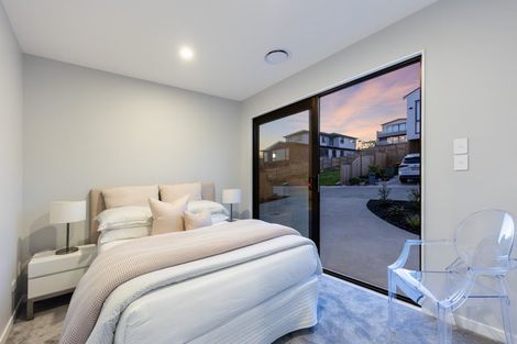Photo of property in 7 Makumaku Place, Long Bay, Auckland, 0630