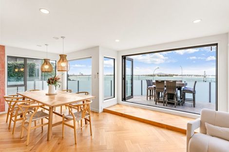 Photo of property in 3/43 Princes Street, Northcote Point, Auckland, 0627