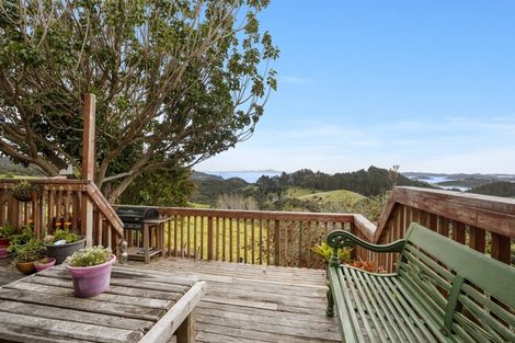 Photo of property in 250 Paroa Bay Road, Russell, 0272