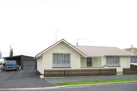 Photo of property in 20 Johnson Street, Milton, 9220