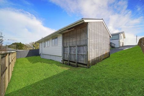 Photo of property in 34 Minerva Terrace, Cockle Bay, Auckland, 2014