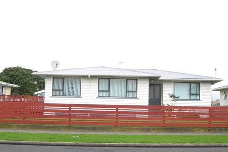 Photo of property in 25 Hume Street, Waitara, 4320