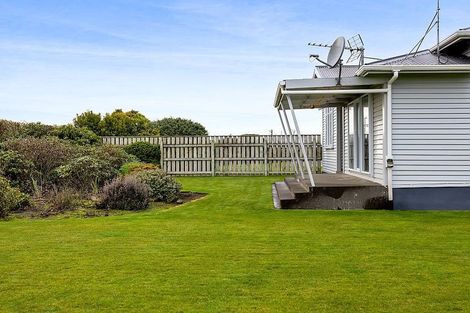 Photo of property in 22 Batten Road, Okaiawa, Hawera, 4671