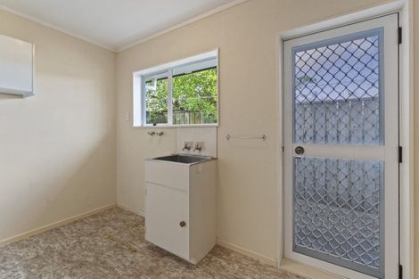 Photo of property in 17a Carlisle Street, Levin, 5510