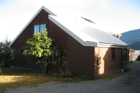 Photo of property in 4a Poole Lane, Queenstown, 9300
