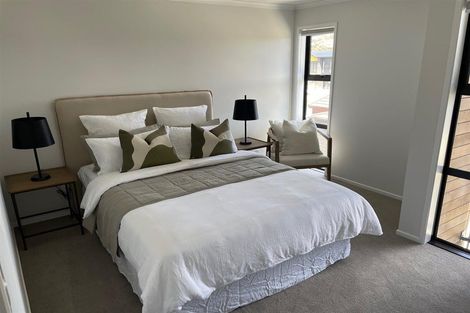 Photo of property in 62 Papatupu Way, Kumeu, 0810