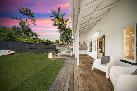 Photo of property in 1/86 Beach Road, Castor Bay, Auckland, 0620