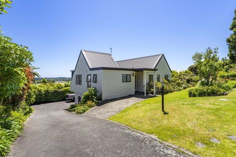 Photo of property in 134 Winara Avenue, Waikanae, 5036
