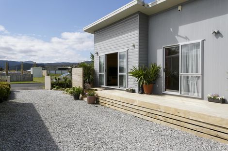 Photo of property in 12 Tanekaha Terrace, Mangakino, 3421