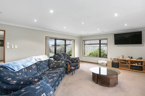 Photo of property in 17 Fenty Place, Mosgiel, 9024