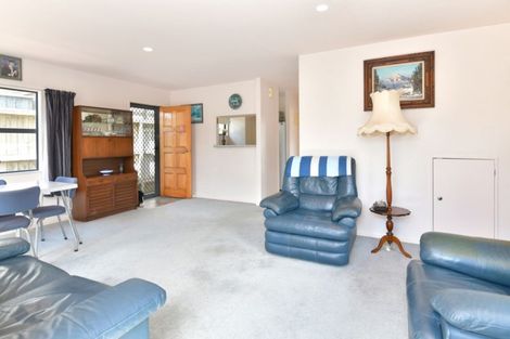 Photo of property in 6/670 Whangaparaoa Road, Stanmore Bay, Whangaparaoa, 0932