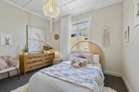 Photo of property in 22 Ngaio Street, Strandon, New Plymouth, 4312