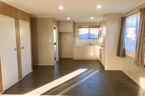 Photo of property in 1/143 Te Irirangi Drive, Flat Bush, Auckland, 2019