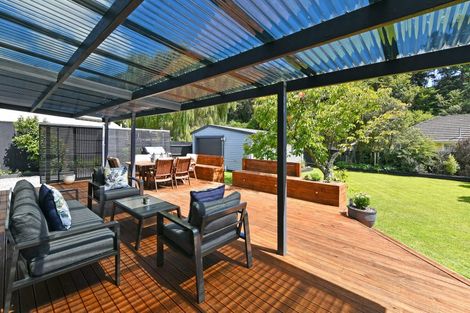 Photo of property in 4 Pinehaven Road, Pinehaven, Upper Hutt, 5019