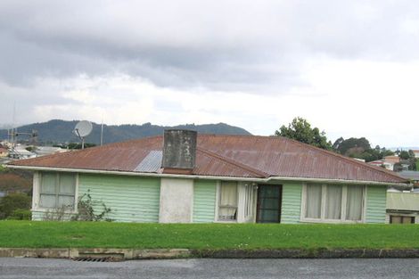 Photo of property in 3 Ogle Crescent, Te Kamo, Whangarei, 0112