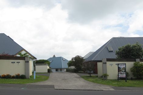 Photo of property in 2/848 Whangaparaoa Road, Manly, Whangaparaoa, 0930