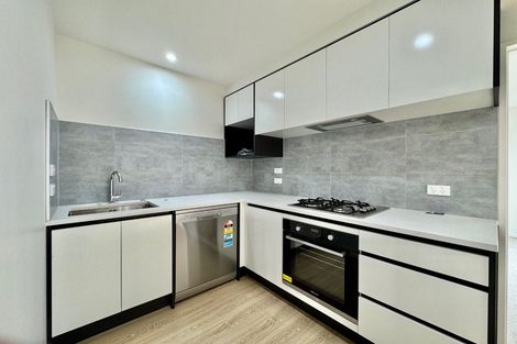 Photo of property in 9d Lismore Place, Papatoetoe, Auckland, 2025