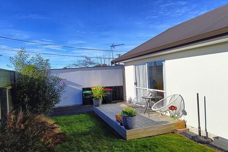 Photo of property in 2/13 Allard Street, Edgeware, Christchurch, 8013