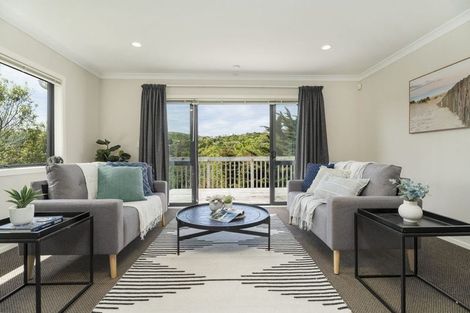 Photo of property in 28b Ronald Woolf Place, Churton Park, Wellington, 6037