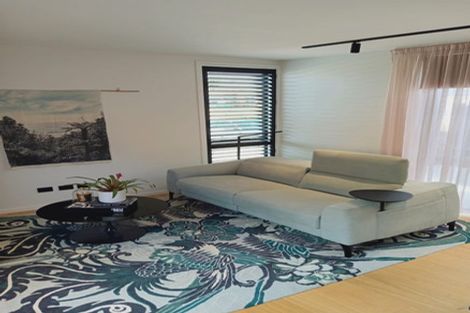 Photo of property in 10 Casterway Crescent, Jacks Point, 9371