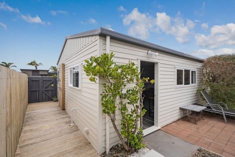 Photo of property in 123 Kelly Jade Avenue, Matarangi, Whitianga, 3592