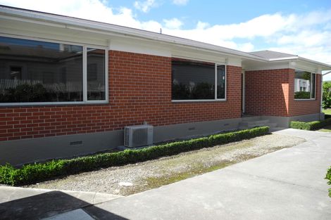 Photo of property in 90 High Street, Waimate, 7924