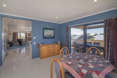 Photo of property in 110 Corokia Place, Matarangi, Whitianga, 3592