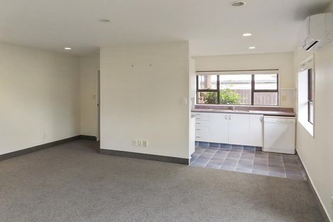 Photo of property in 5 California Drive, Totara Park, Upper Hutt, 5018