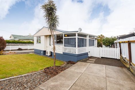 Photo of property in 10 Pirinoa Street, Feilding, 4702