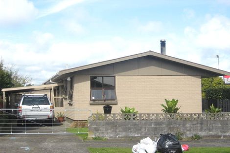 Photo of property in 11 Newbury Place, Waitara, 4320