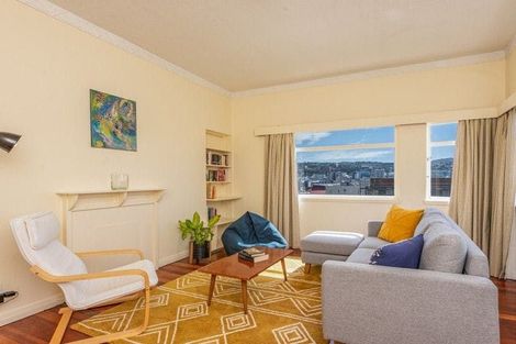 Photo of property in 2/2 Hawker Street, Mount Victoria, Wellington, 6011