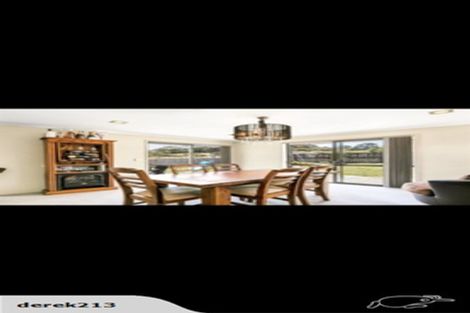 Photo of property in 70 South Kensington Way, Henderson, Auckland, 0612