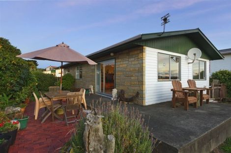 Photo of property in 9 Limerick Grove, Ascot Park, Porirua, 5024