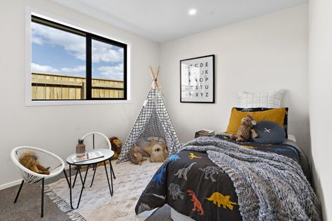 Photo of property in 6 Kakariki Crescent, Carterton, 5713