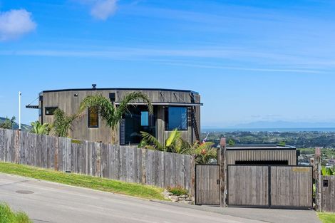Photo of property in 14 Wilson Way, Waikanae, 5036