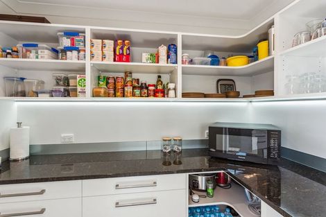 Photo of property in 15 Taranui Way, Paraparaumu Beach, Paraparaumu, 5032