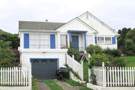 Photo of property in 6 Huntleigh Park Way, Ngaio, Wellington, 6035