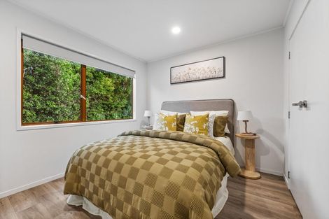 Photo of property in 34 Kelman Road, Kelston, Auckland, 0602