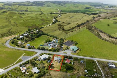 Photo of property in 2 Okahukura Road, Tapora, Wellsford, 0977