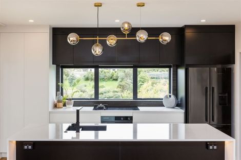 Photo of property in 18 Silkwood Place, Fitzherbert, Palmerston North, 4410