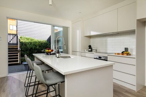 Photo of property in 165 Millwater Parkway, Silverdale, 0932