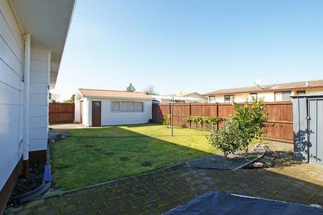 Photo of property in 9 Oak Avenue, Nawton, Hamilton, 3200