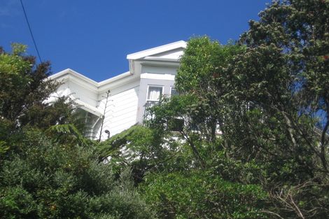 Photo of property in 27 Saint Michaels Crescent, Kelburn, Wellington, 6012