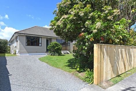 Photo of property in 19 Sheridan Crescent, Trentham, Upper Hutt, 5018