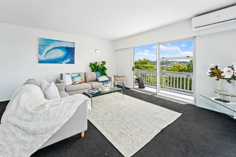 Photo of property in 56 Stanmore Bay Road, Stanmore Bay, Whangaparaoa, 0932