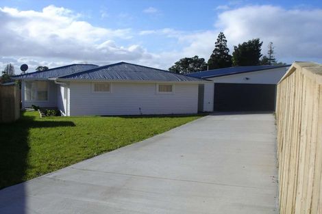 Photo of property in 18 Keats Place, Blockhouse Bay, Auckland, 0600